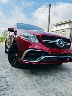 Mercedes-Benz GLE-Class GLE 350d 4MATIC 2017 Red