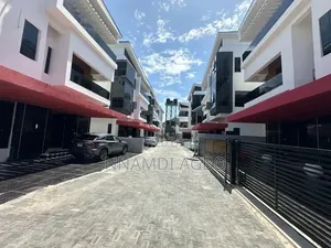 5bdrm Duplex in Ologolo for rent