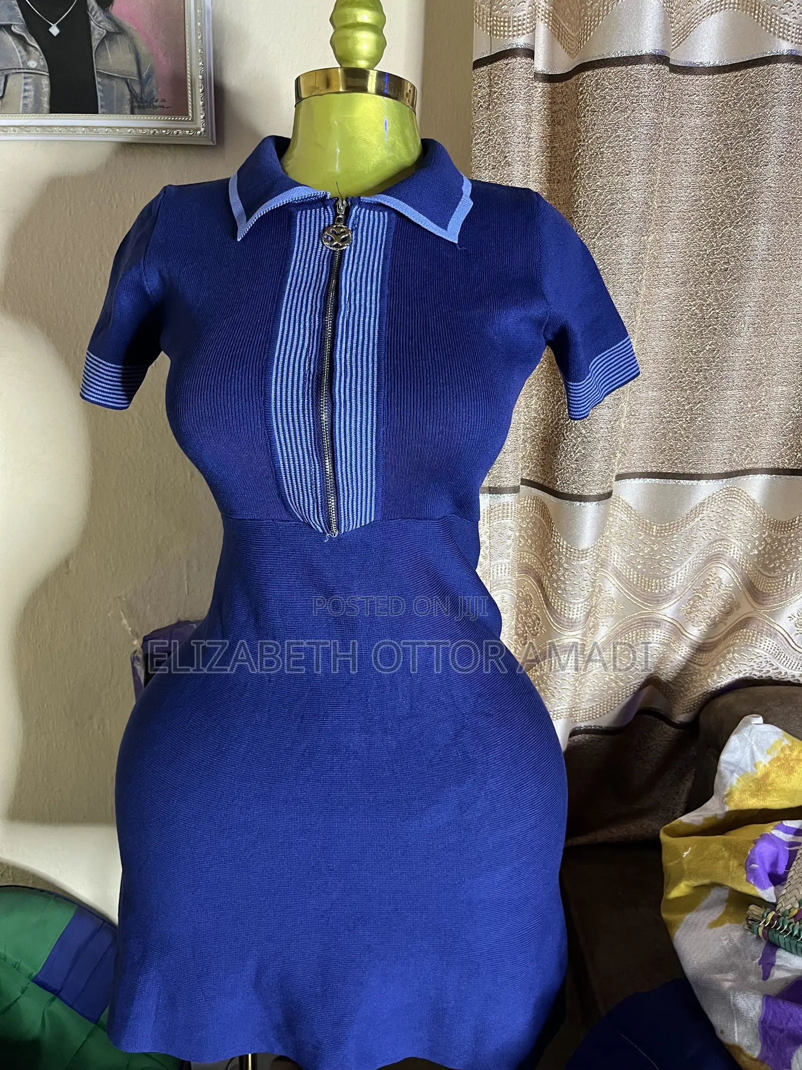 Lizzy Wears