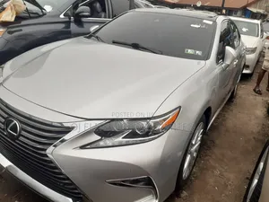 Lexus ES 350 FWD 2016 Silver