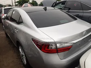 Lexus ES 350 FWD 2016 Silver