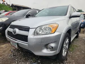 Toyota RAV4 3.5 4x4 2010 Silver