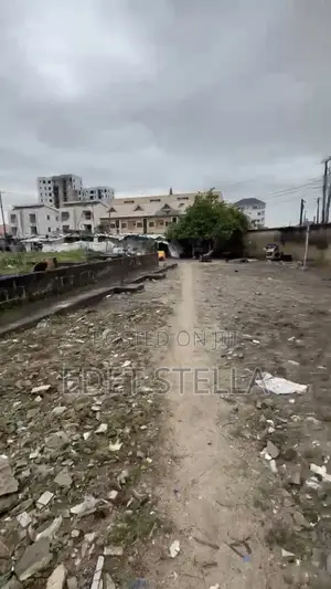 Land for Sell at Admiralty Way Lekki Phase 1, Lagos State
