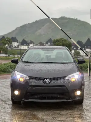 Toyota Corolla 2014 Black