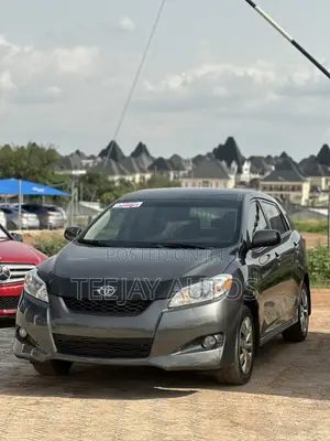 Toyota Matrix 2010 Gray