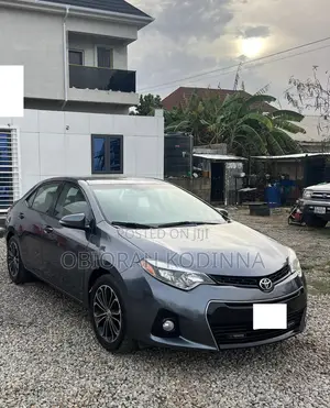Toyota Corolla S 4dr Sedan (1.8L 4cyl CVT) 2014 Gray