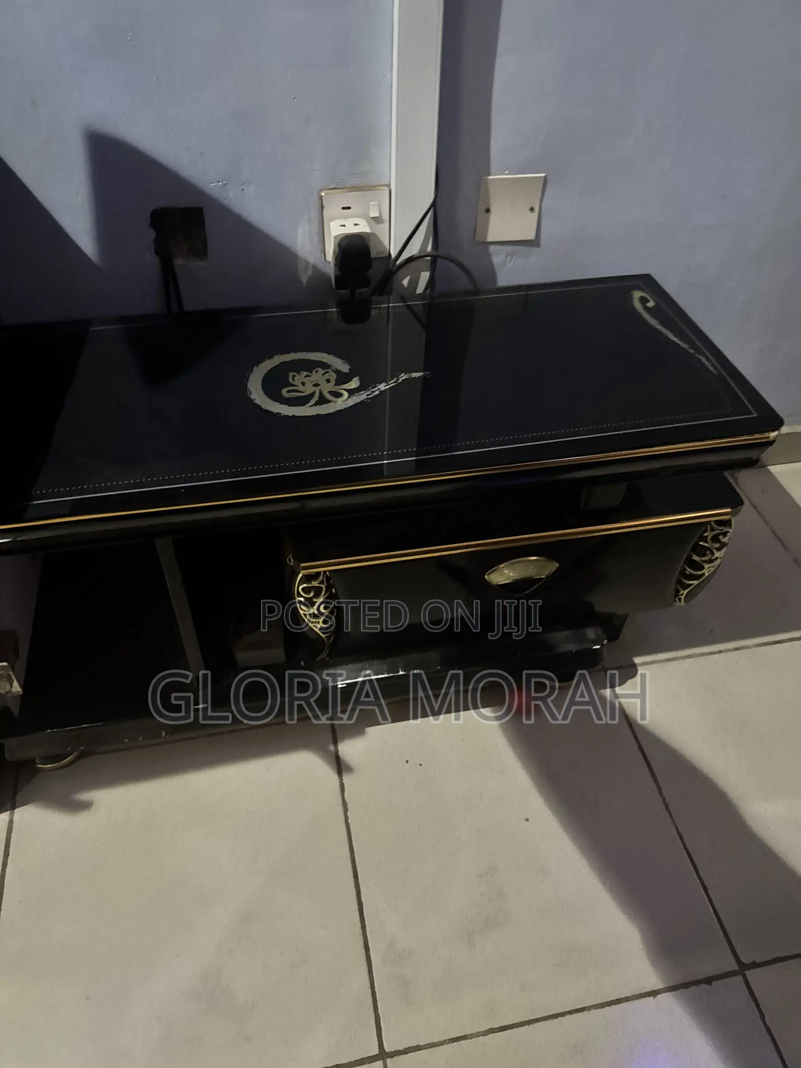 Furniture Side Table