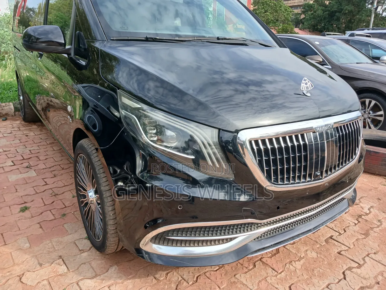 Mercedes-Benz VS680L Maybach 2019 Black