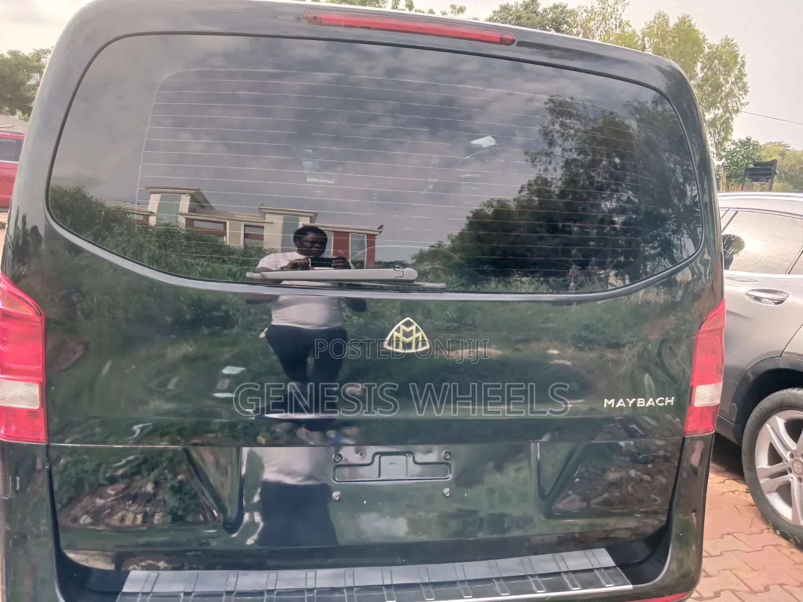 Mercedes-Benz VS680L Maybach 2019 Black