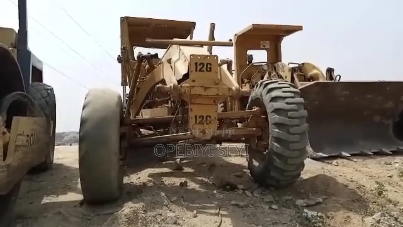 Cat Grader 12 G