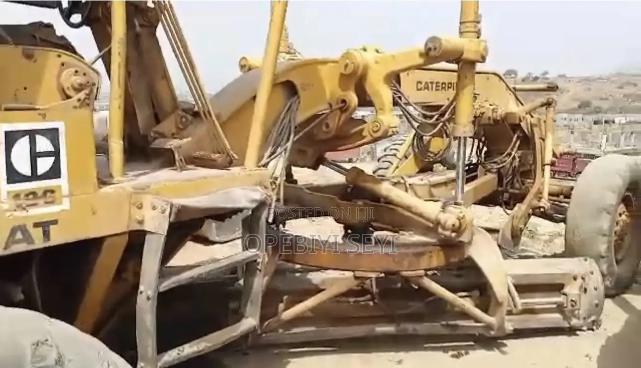 Cat Grader 12 G