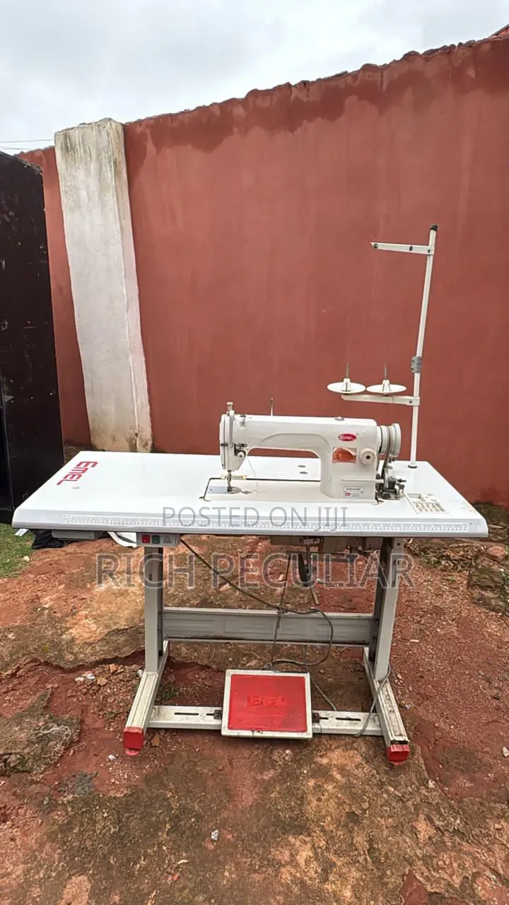 Industrial Sewing Machine