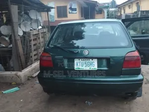 Volkswagen Golf 1998 Blue