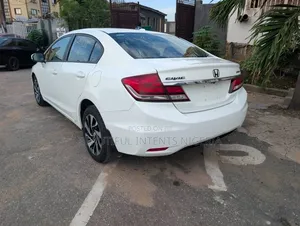 Honda Civic 2013 White