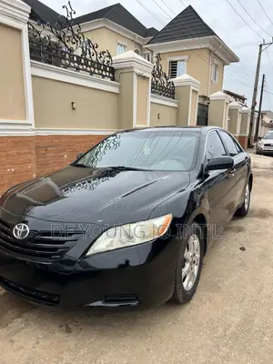 Toyota Camry LE 4dr Sedan (2.5L 4cyl 6AM) 2010 Black