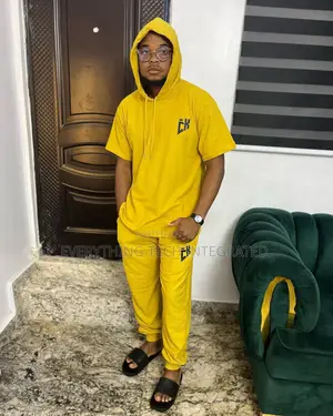 City King Yellow Short Sleeve Hoodie With Joggers