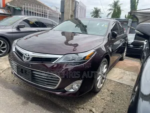 Toyota Avalon XLE Premium 4dr Sedan (3.5L 6cyl 6A) 2014