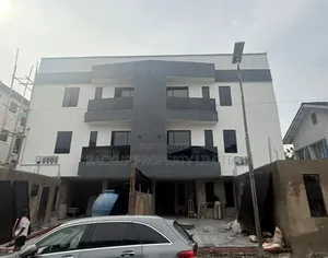 4bdrm Duplex in Onike for sale