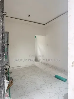 2bdrm Apartment in Onike for sale