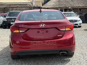 Hyundai Elantra 2012 Red