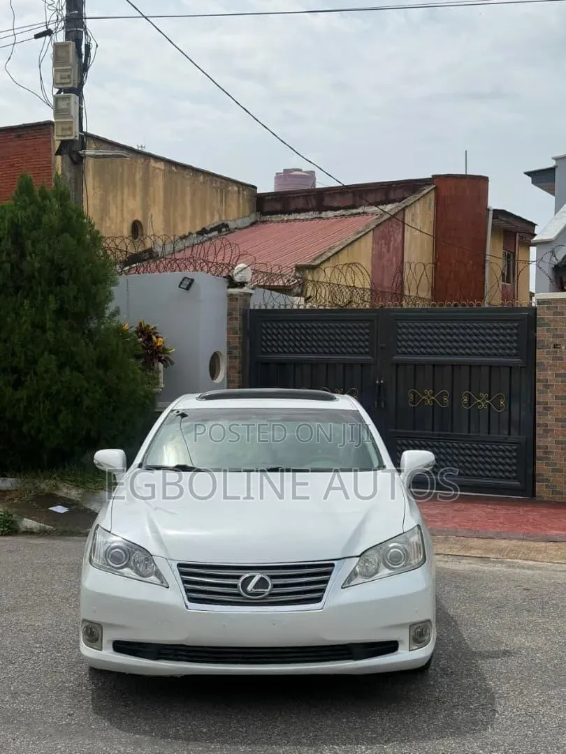 Lexus ES 350 2010 White