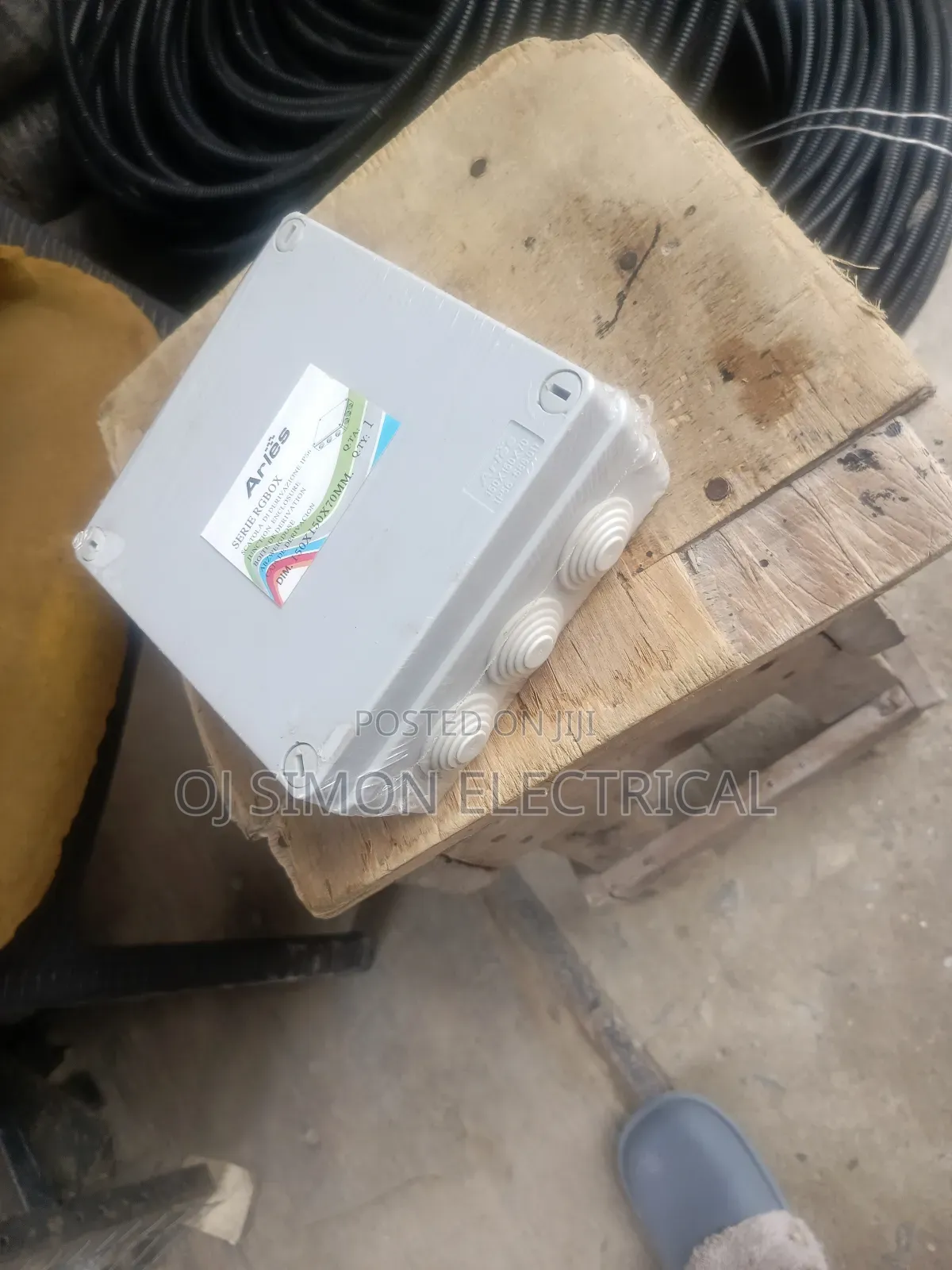 Waterproof Adetable Box