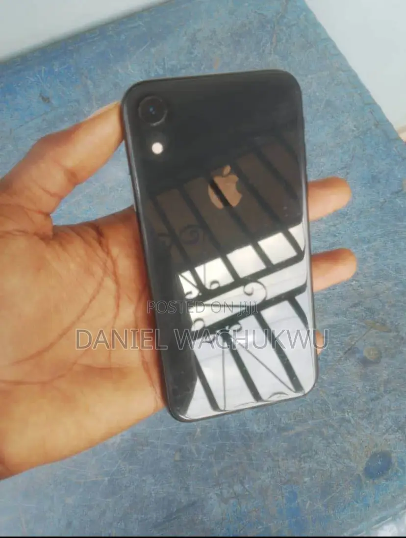 Apple iPhone XR 128 GB Black