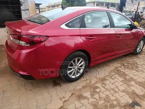 Hyundai Sonata 2018 Red