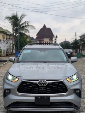 Toyota Highlander Platinum AWD 2020 Silver