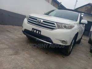 Toyota Highlander 2012 White