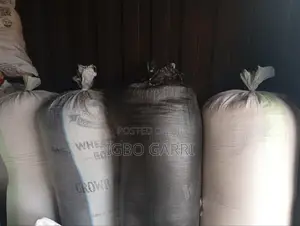 Dry Igbo Garri Available in Yellow and White
