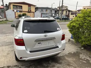 Toyota Highlander 2010 White