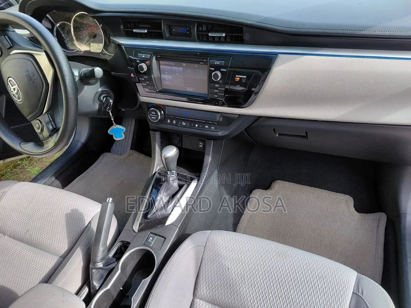 Toyota Corolla 2015 Gray