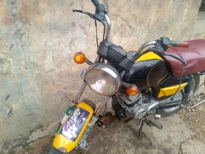 TVS HLX 125 2024 Black