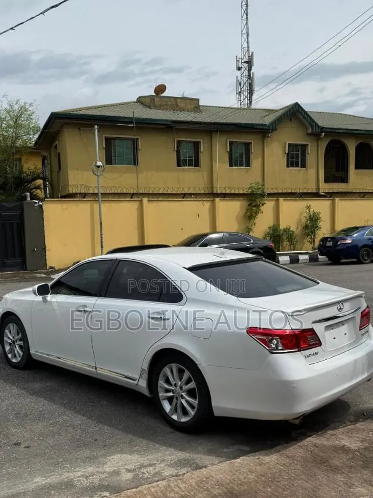 Lexus ES 350 2010 White