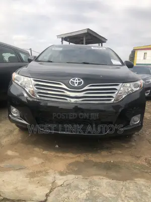Toyota Venza XLE 2010 Black