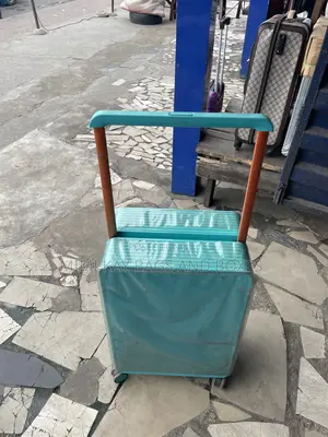 Luxury Luggage Medium 210,000