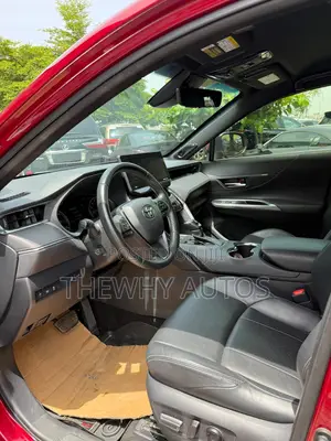 Toyota Venza XLE 2021 Burgundy