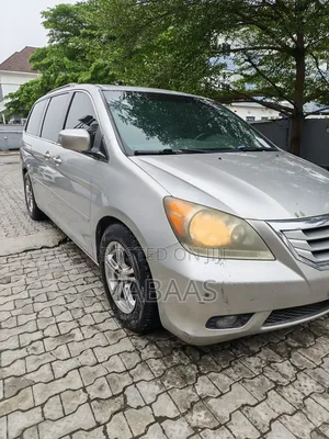 Honda Odyssey Touring 2009 Silver
