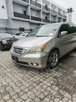 Honda Odyssey Touring 2009 Silver