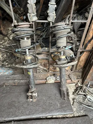 1 Set Direct Tokunbo 2001-2005 Rav4 Shock Absorbers.