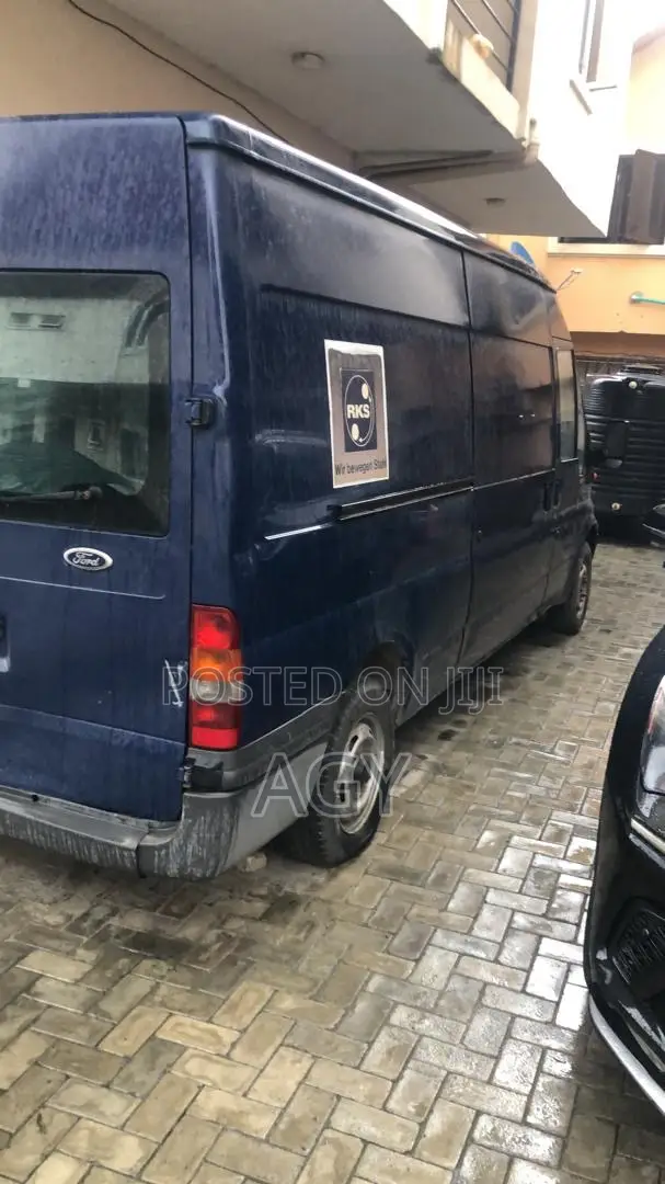 Ford Transit 2005 Blue