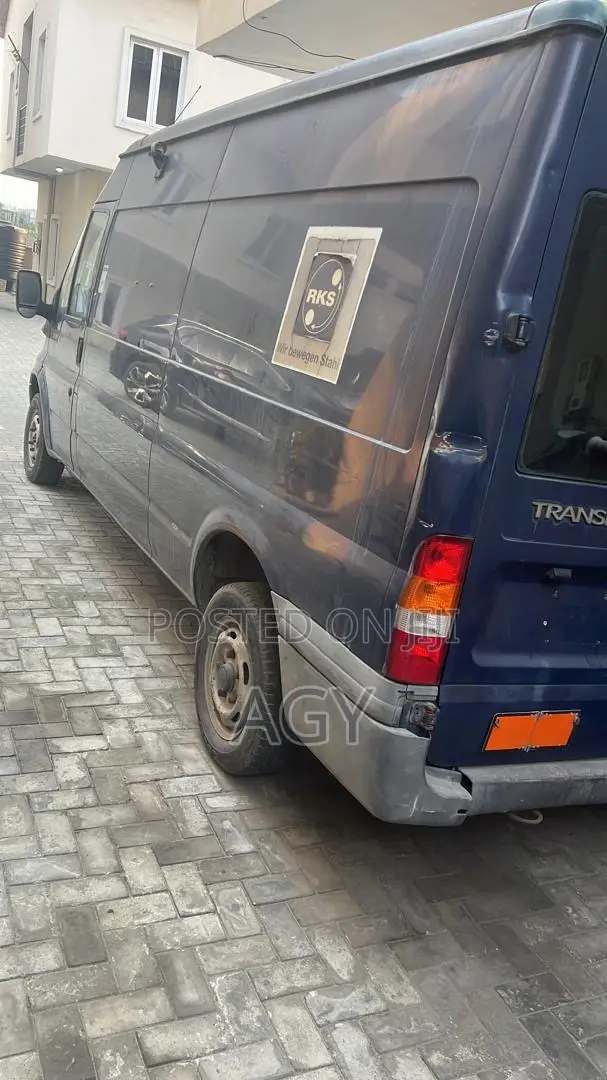 Ford Transit 2005 Blue