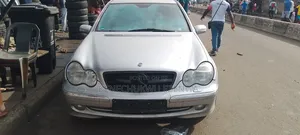 Mercedes-Benz C200 2005 Silver