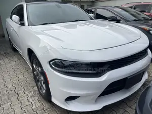 Dodge Charger 2017 White