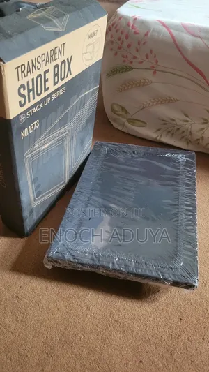 Transparent Shoe Box