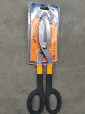 10" Tin Snips Cut