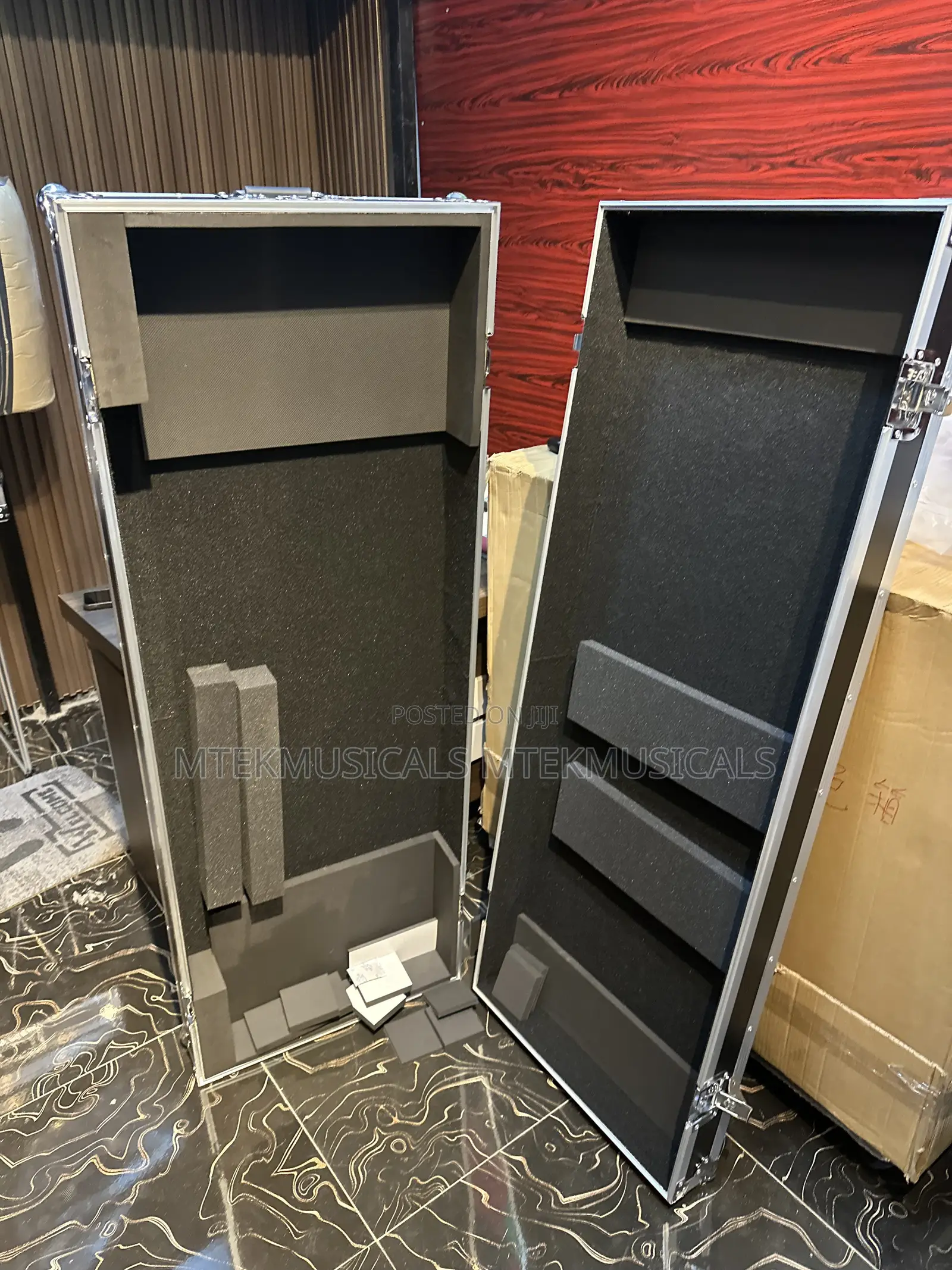 Montage8 Flight Case