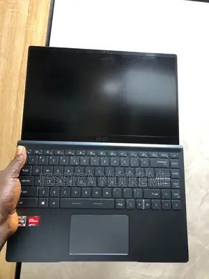 Laptop MSI Modern 14 16GB AMD Ryzen 5 SSD 256GB