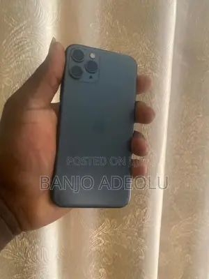 Apple iPhone 11 64 GB Gray